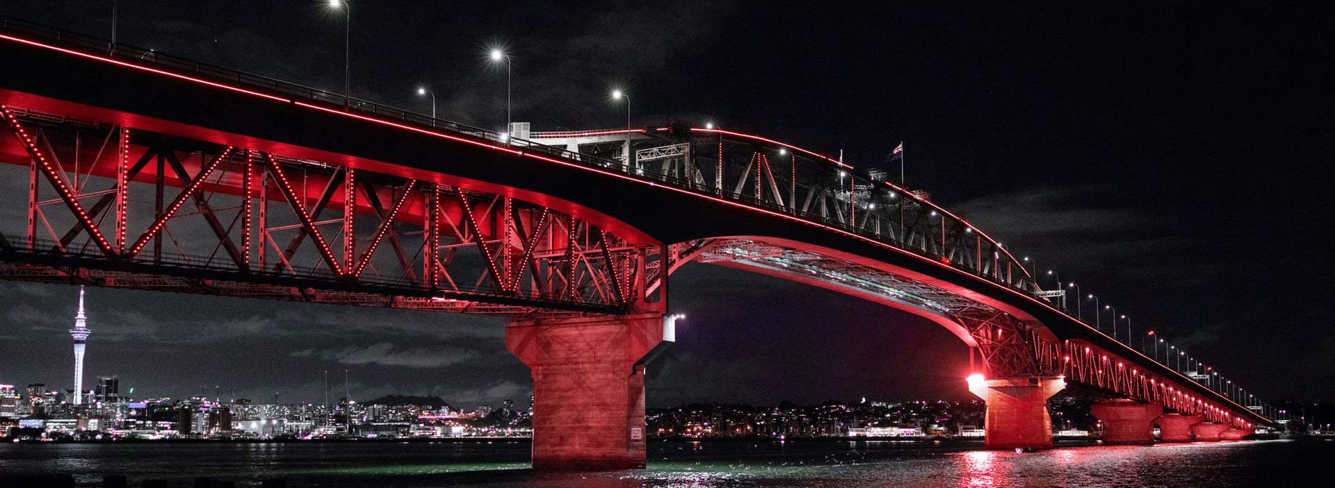 bnr-auckland-harbour-bridge