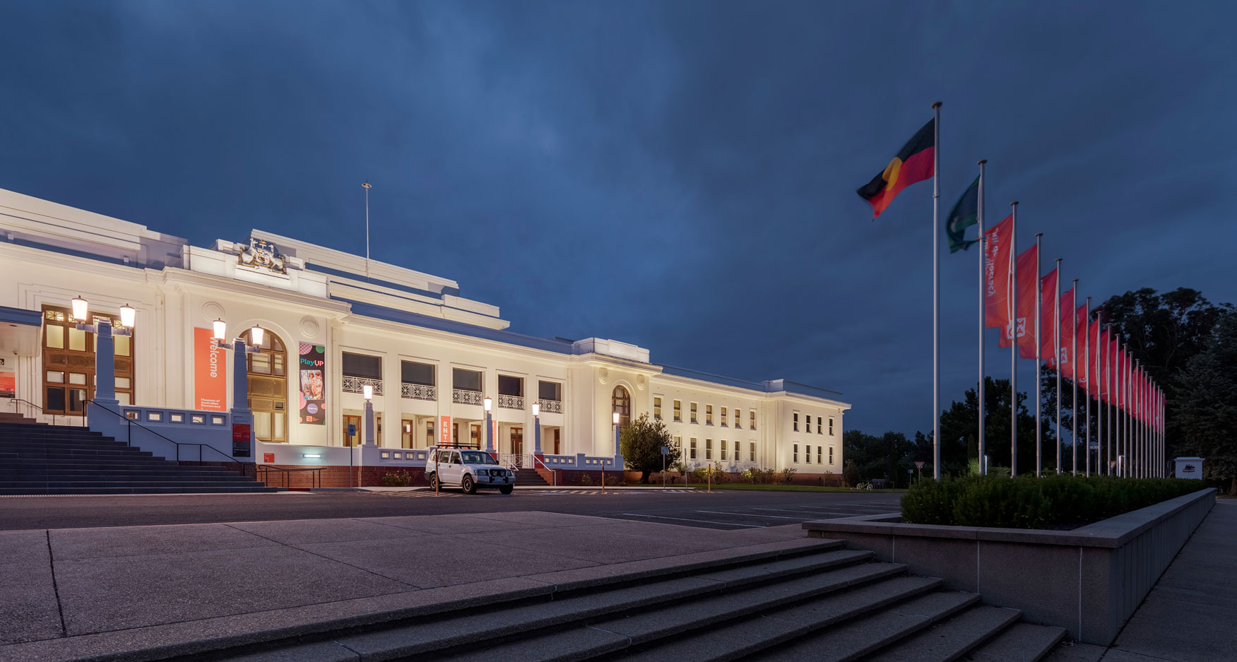 img-old-parliament-house-01