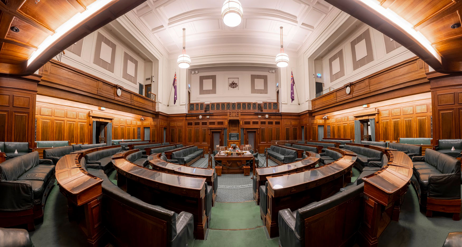 img-old-parliament-house-02