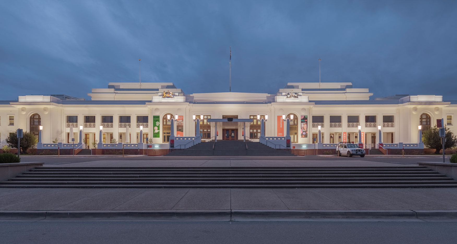 img-old-parliament-house-03
